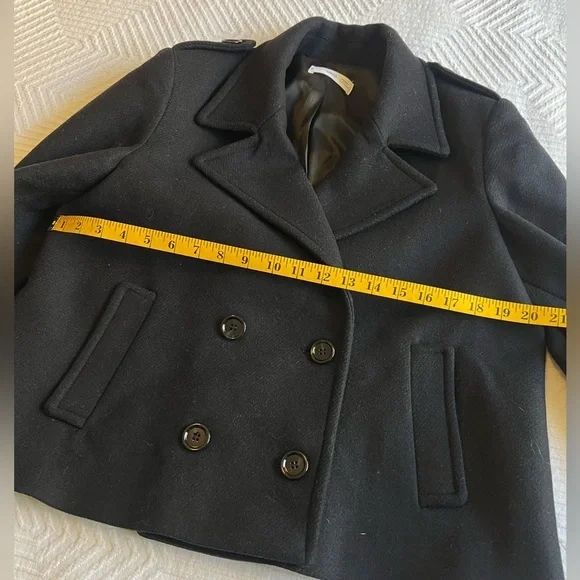 NWOT - Mango - Women's Deep Navy Peacoat with Boxy / Cropped Modern shape - Picture 4 of 12